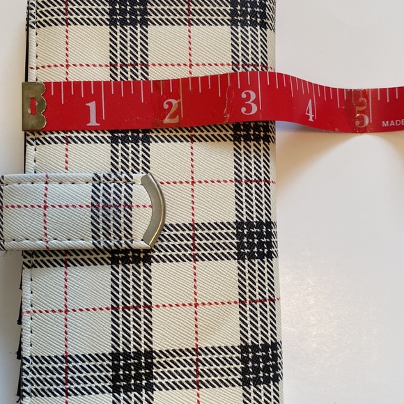 🦋🦋🦋Like new wallet - Picture 8 of 8